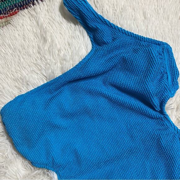 SHADE & SHORE • Blue One Shoulder One Piece Swimsuit Swimwear - Picture 3 of 7